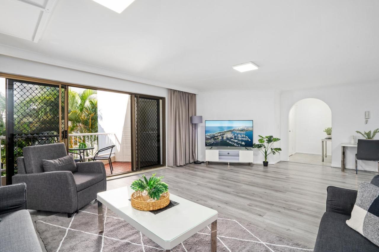 Coco Bella Retreat In Central Surfers - Sleeps 6-8 골드코스트 외부 사진